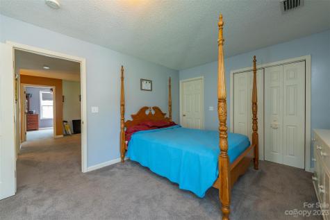 62 Old Piney Mountain Road Old Fort NC 28762