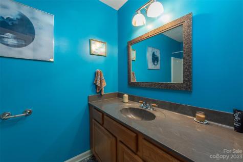 62 Old Piney Mountain Road Old Fort NC 28762