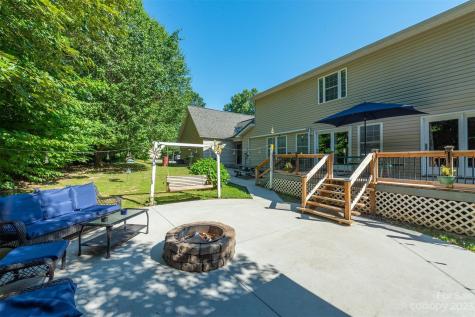 62 Old Piney Mountain Road Old Fort NC 28762