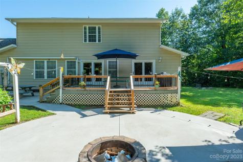 62 Old Piney Mountain Road Old Fort NC 28762