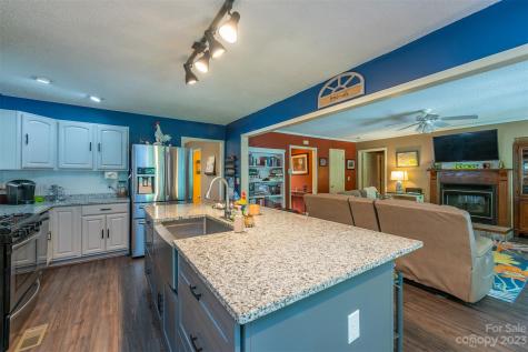 62 Old Piney Mountain Road Old Fort NC 28762