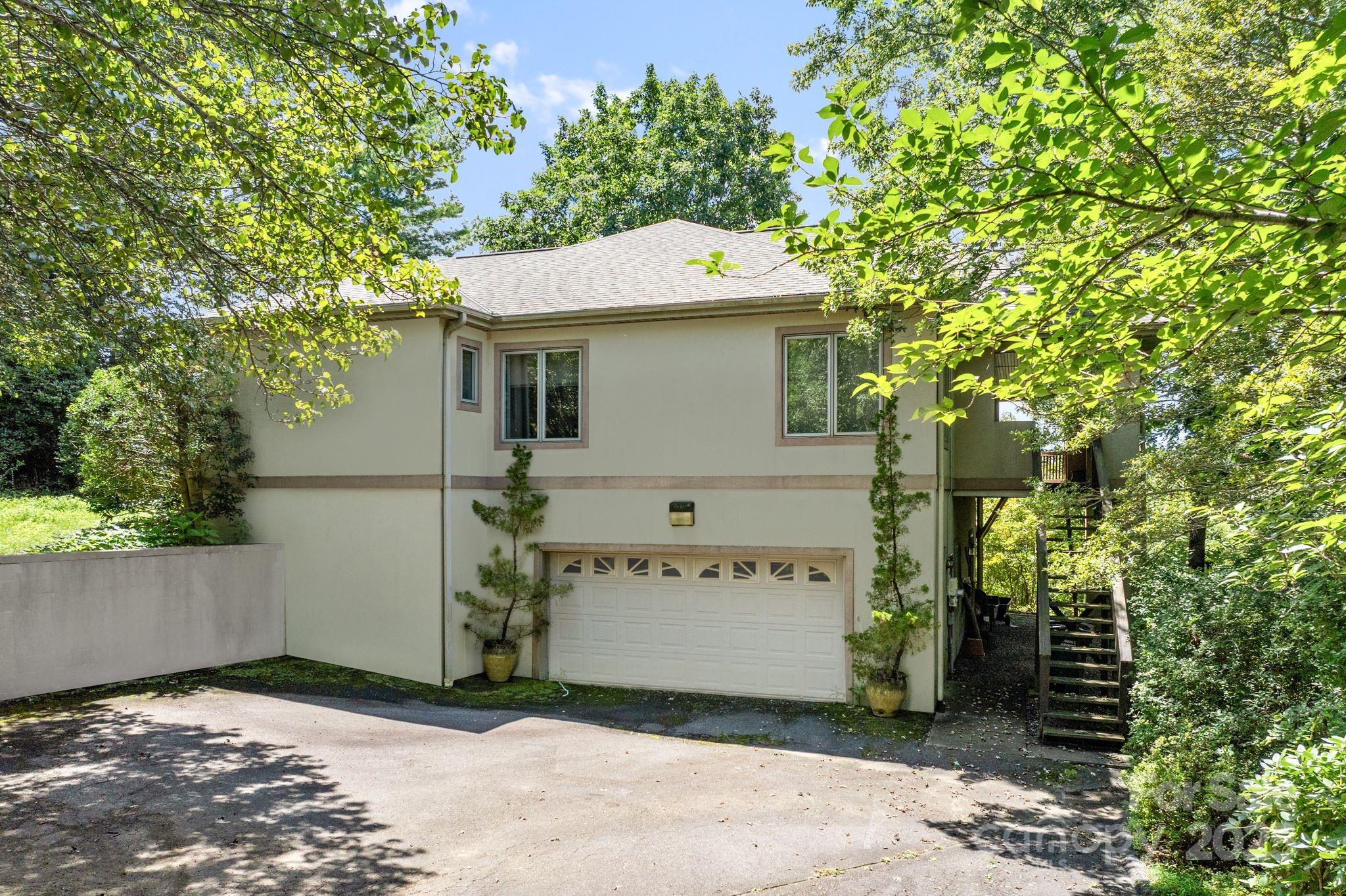 17 Perrion Avenue Weaverville NC 28787