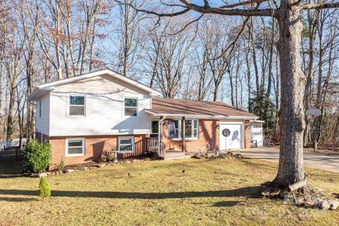 28 Laurel Park Drive Arden NC 28704