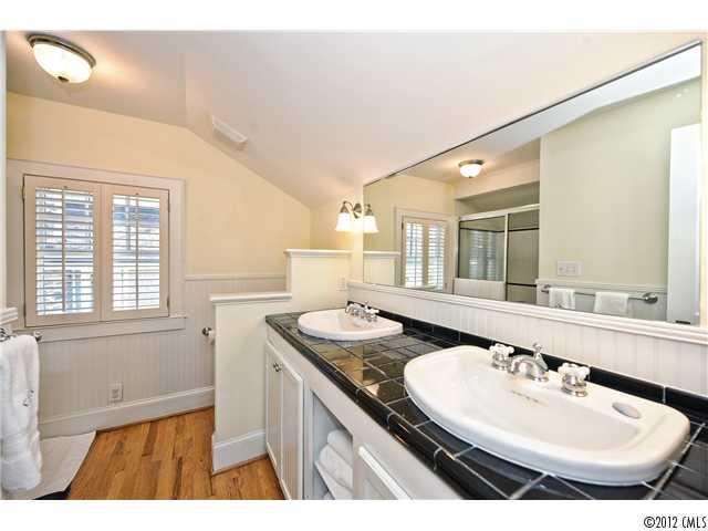 2018 Dartmouth Place Charlotte NC 28207