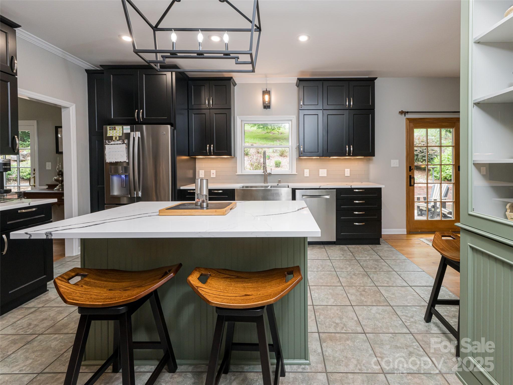 91 Carter Cove Road Asheville NC 28804