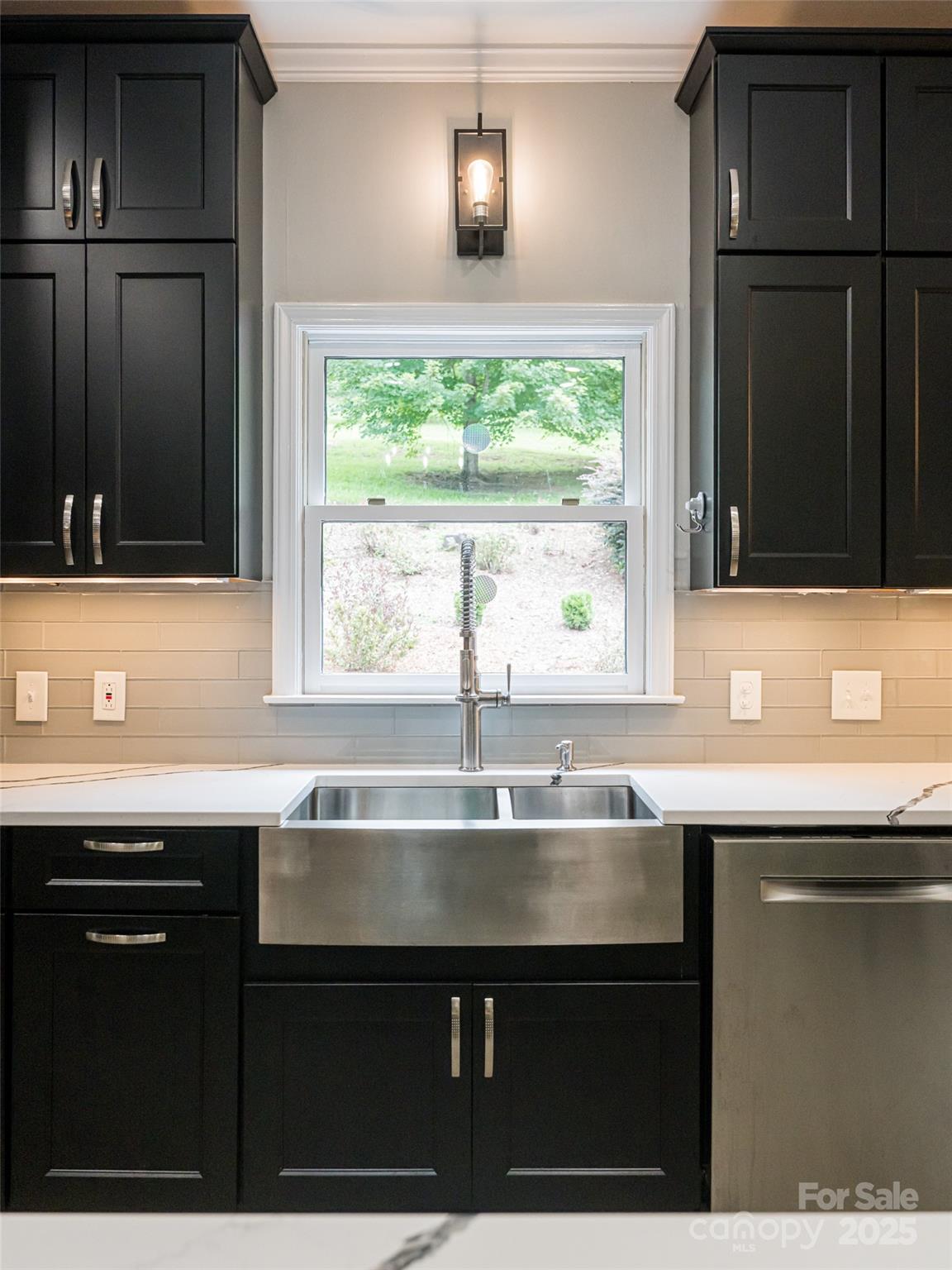 91 Carter Cove Road Asheville NC 28804