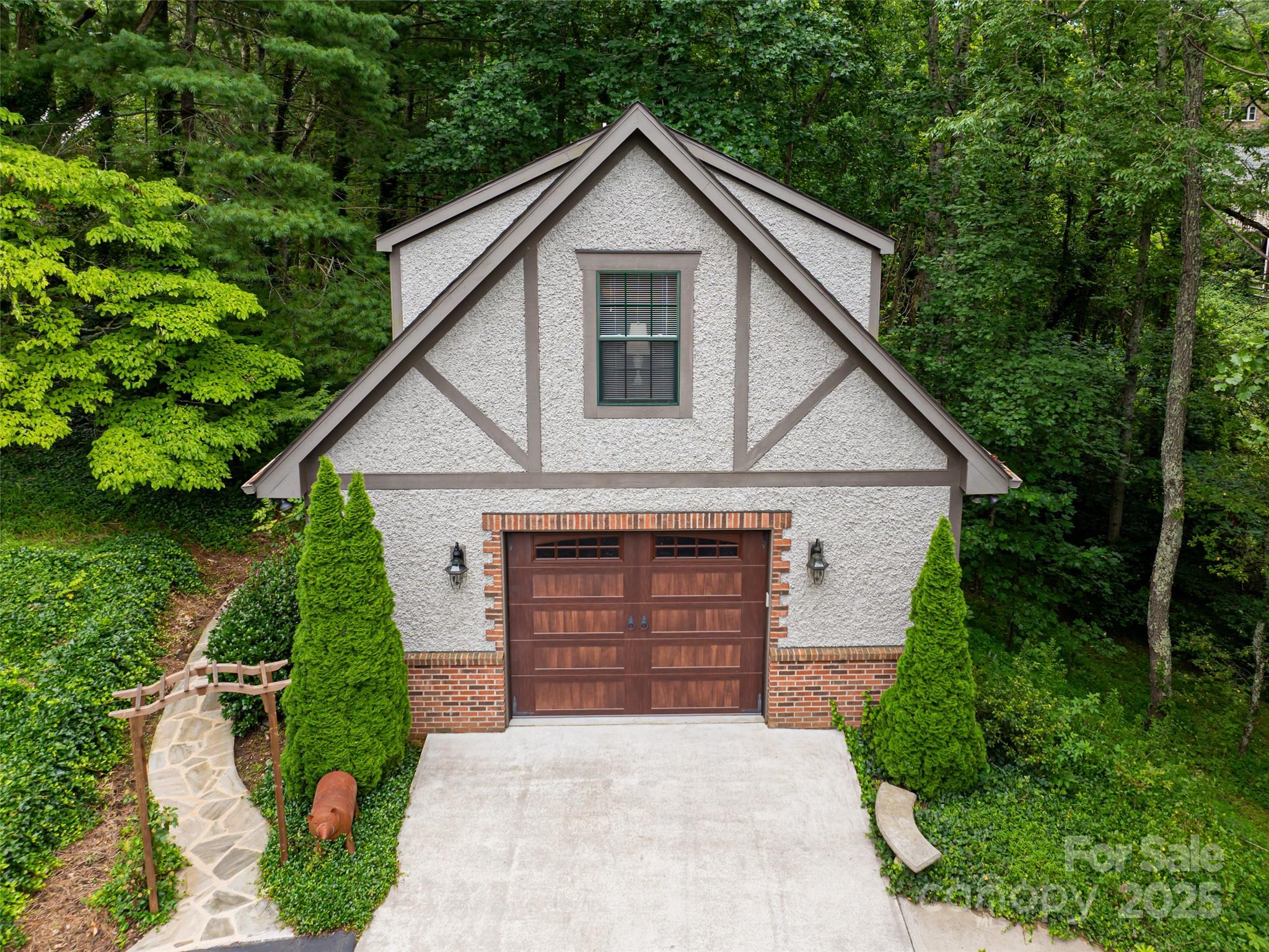 91 Carter Cove Road Asheville NC 28804