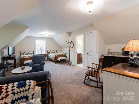 91 Carter Cove Road Asheville NC 28804