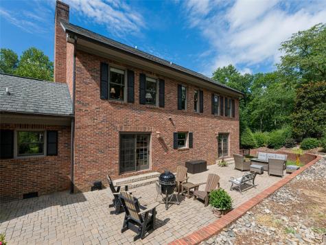 91 Carter Cove Road Asheville NC 28804