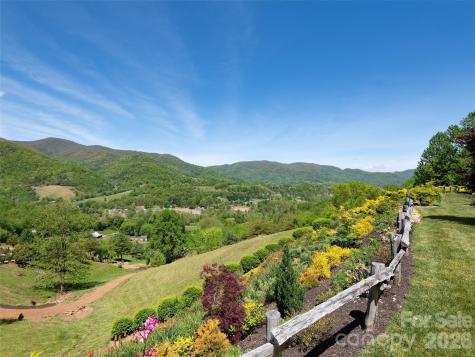 201 Flowering Ridge Canton NC 28716