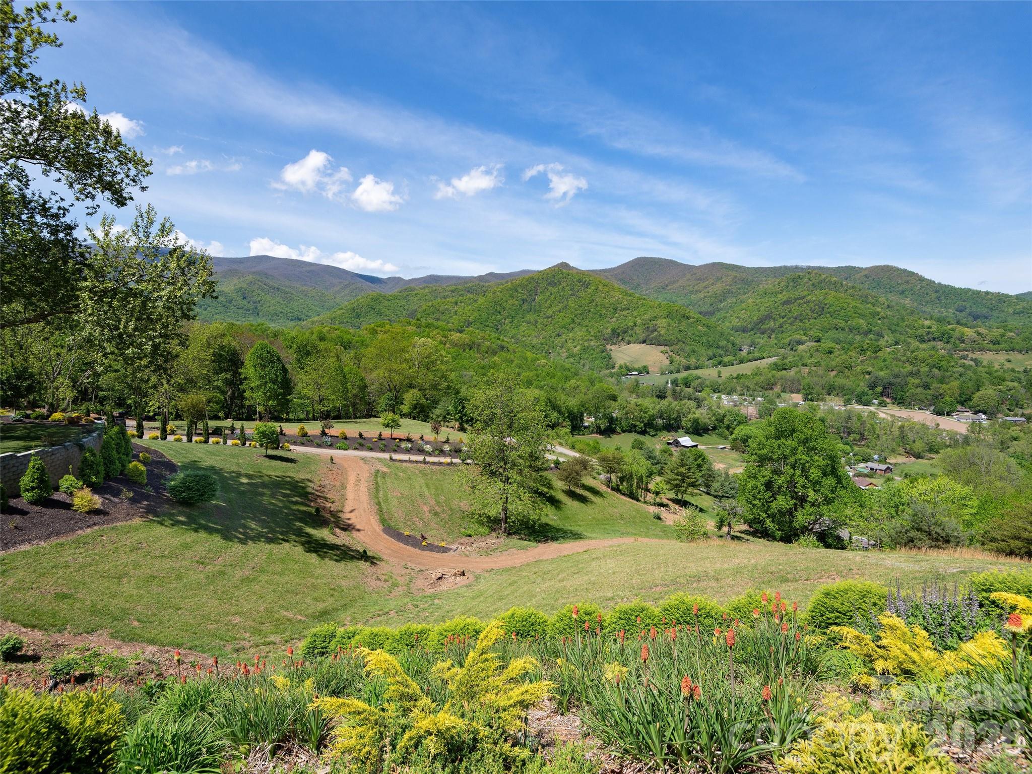 201 Flowering Ridge Canton NC 28716
