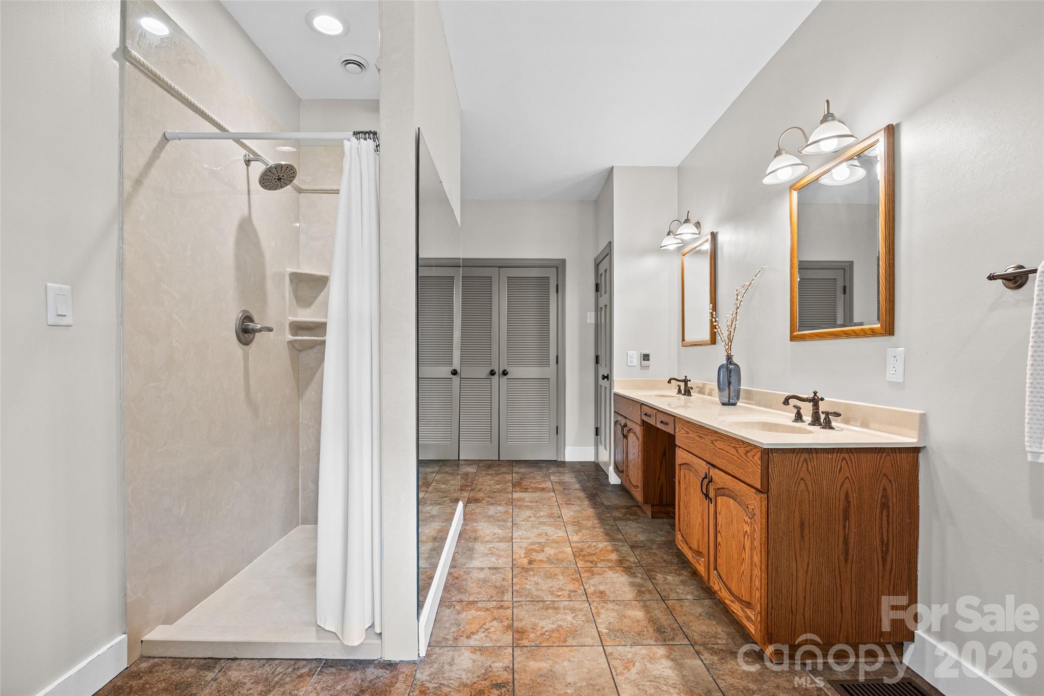 16105 Langston Drive Charlotte NC 28278