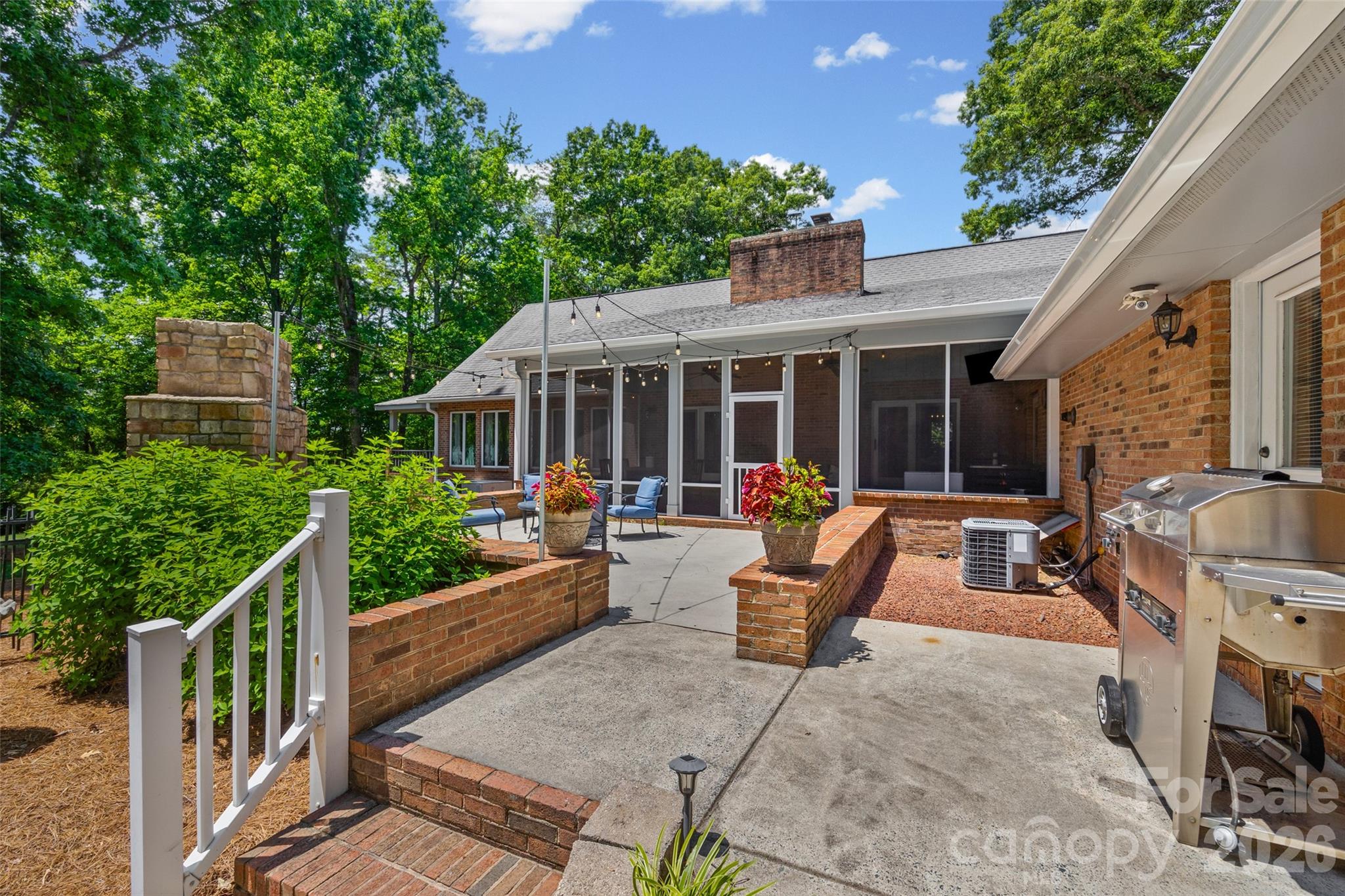 16105 Langston Drive Charlotte NC 28278