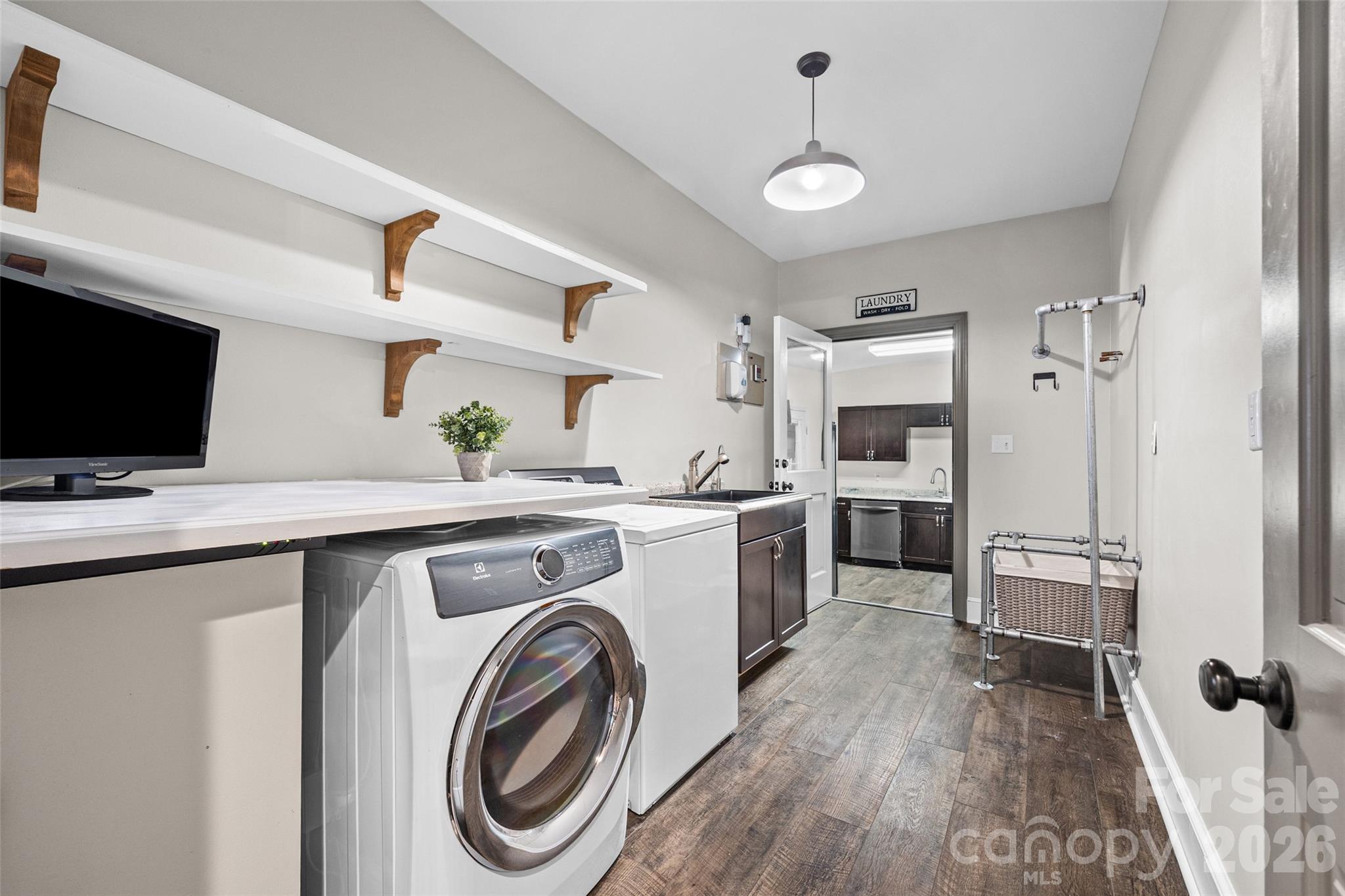 16105 Langston Drive Charlotte NC 28278
