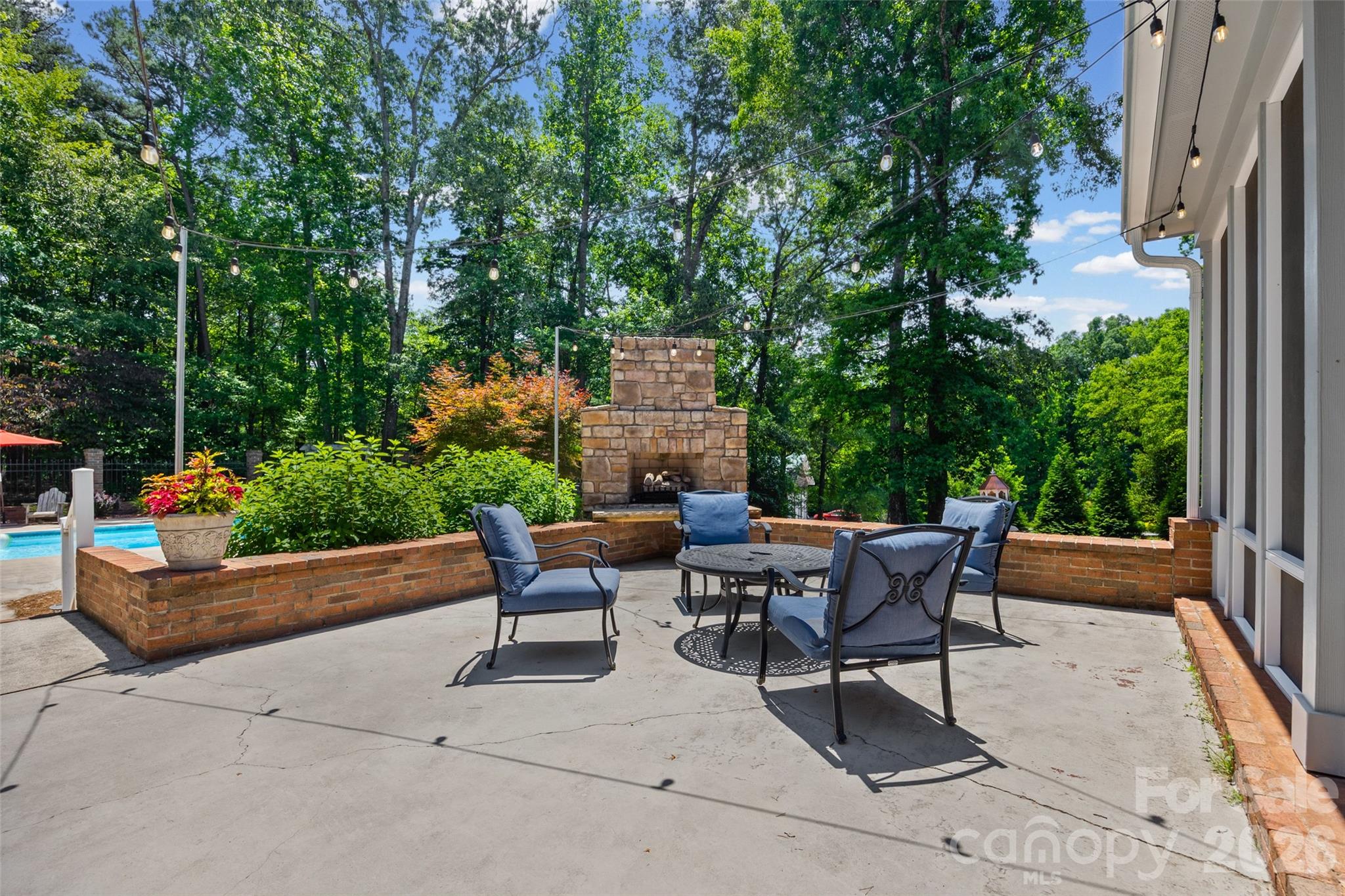 16105 Langston Drive Charlotte NC 28278
