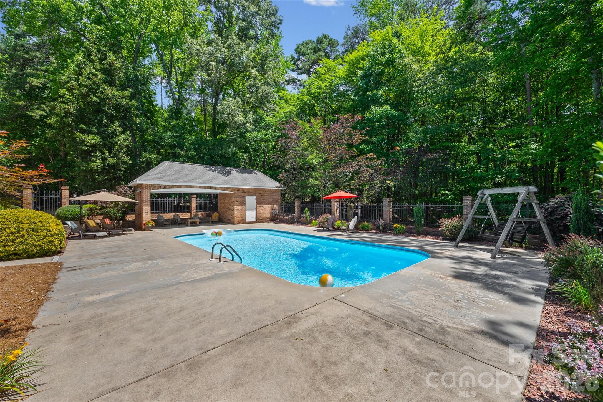 16105 Langston Drive Charlotte NC 28278