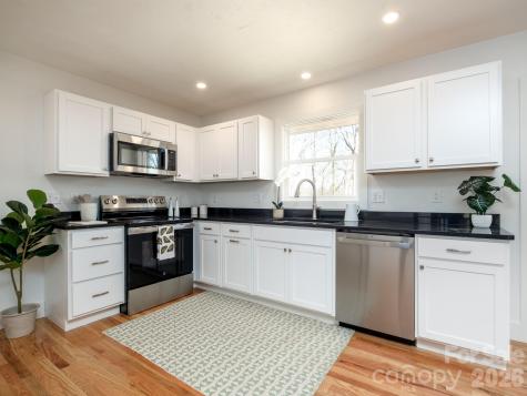 114 Shady Oak Drive Asheville NC 28803