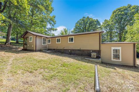 425 Lyndhurst Drive Hendersonville NC 28791