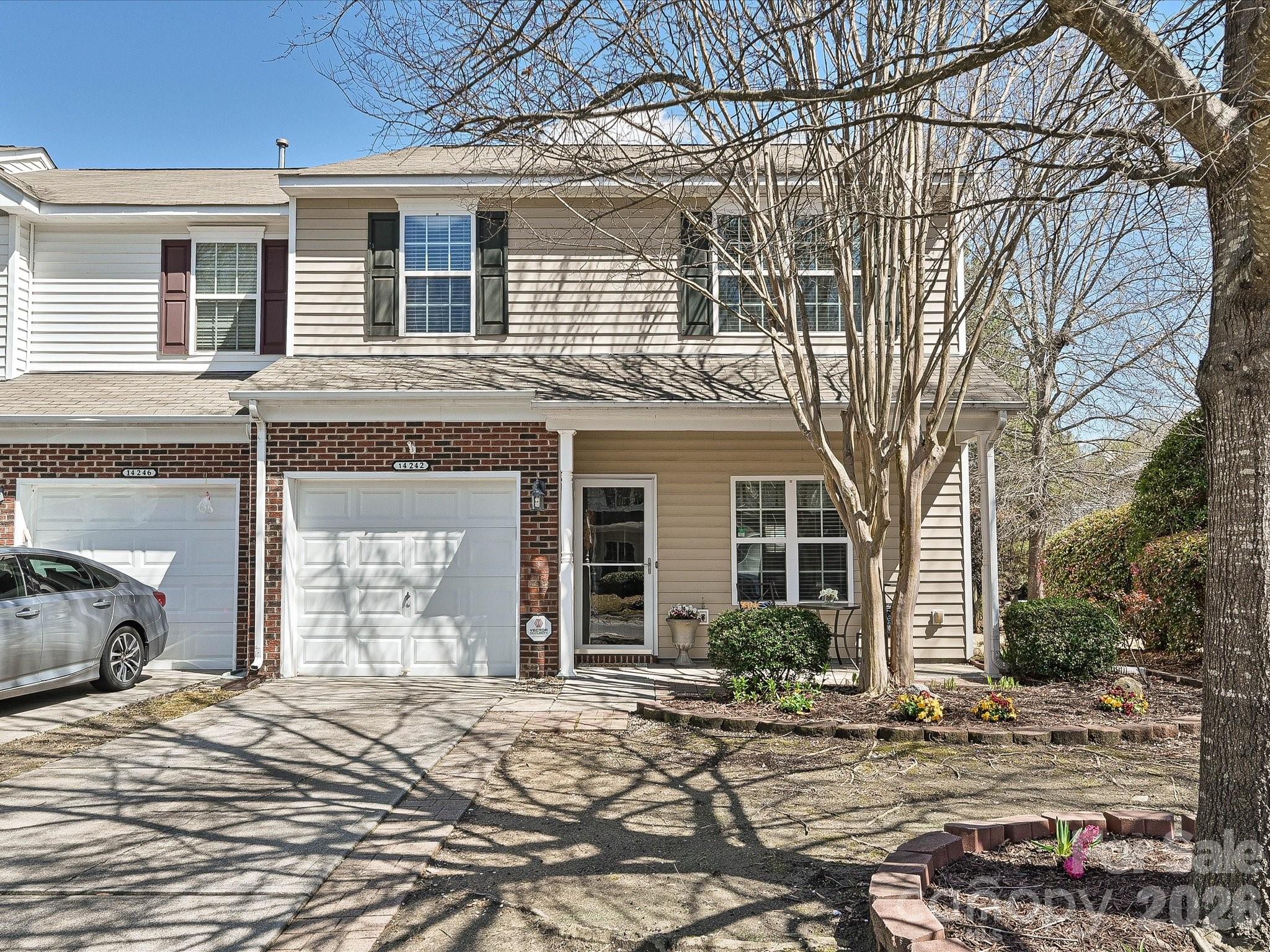 14242 Tamarack Drive Charlotte NC 28278