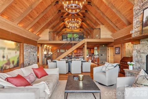 1072 Corsica Lane Saluda NC 28773
