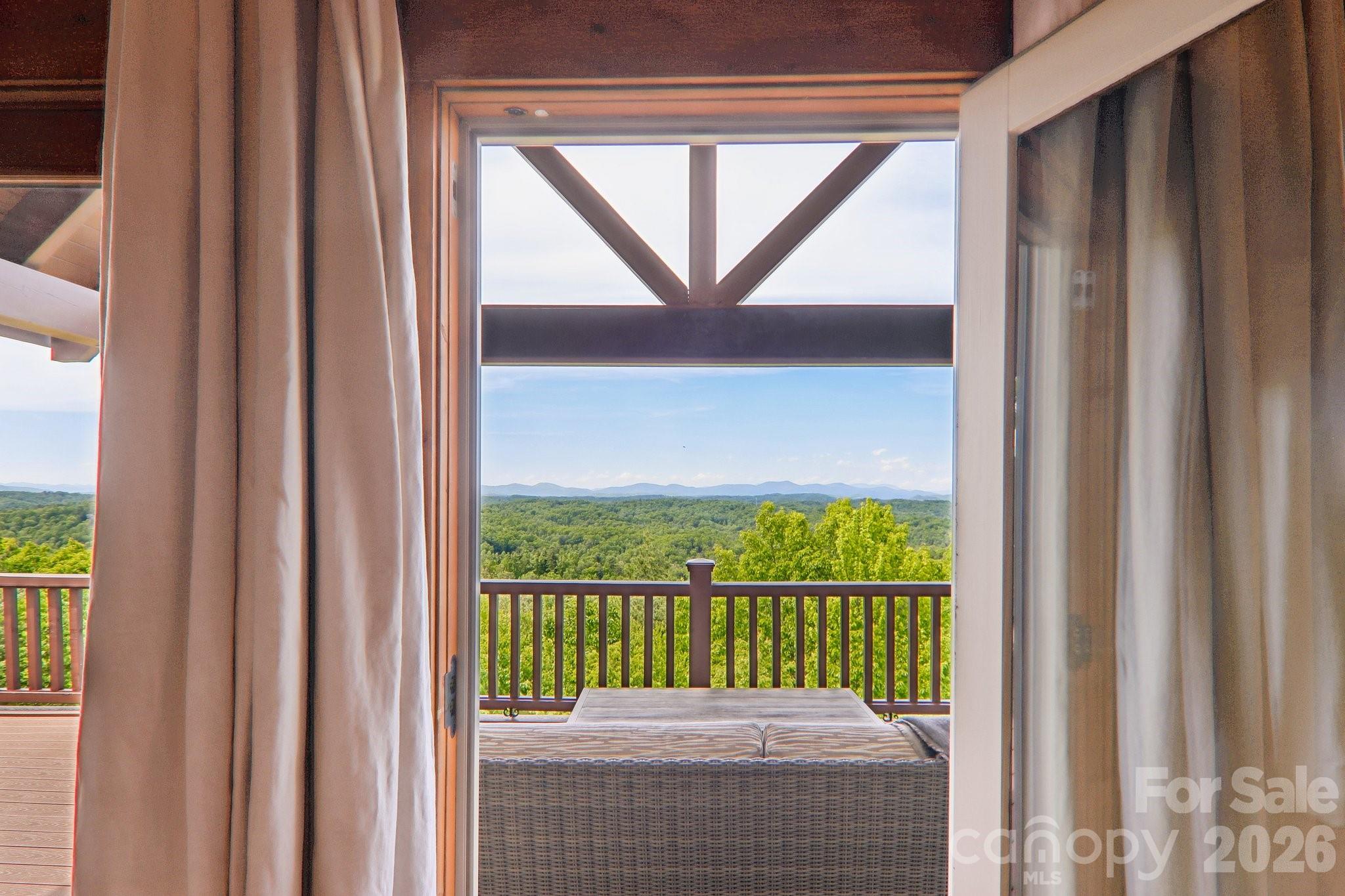 1072 Corsica Lane Saluda NC 28773