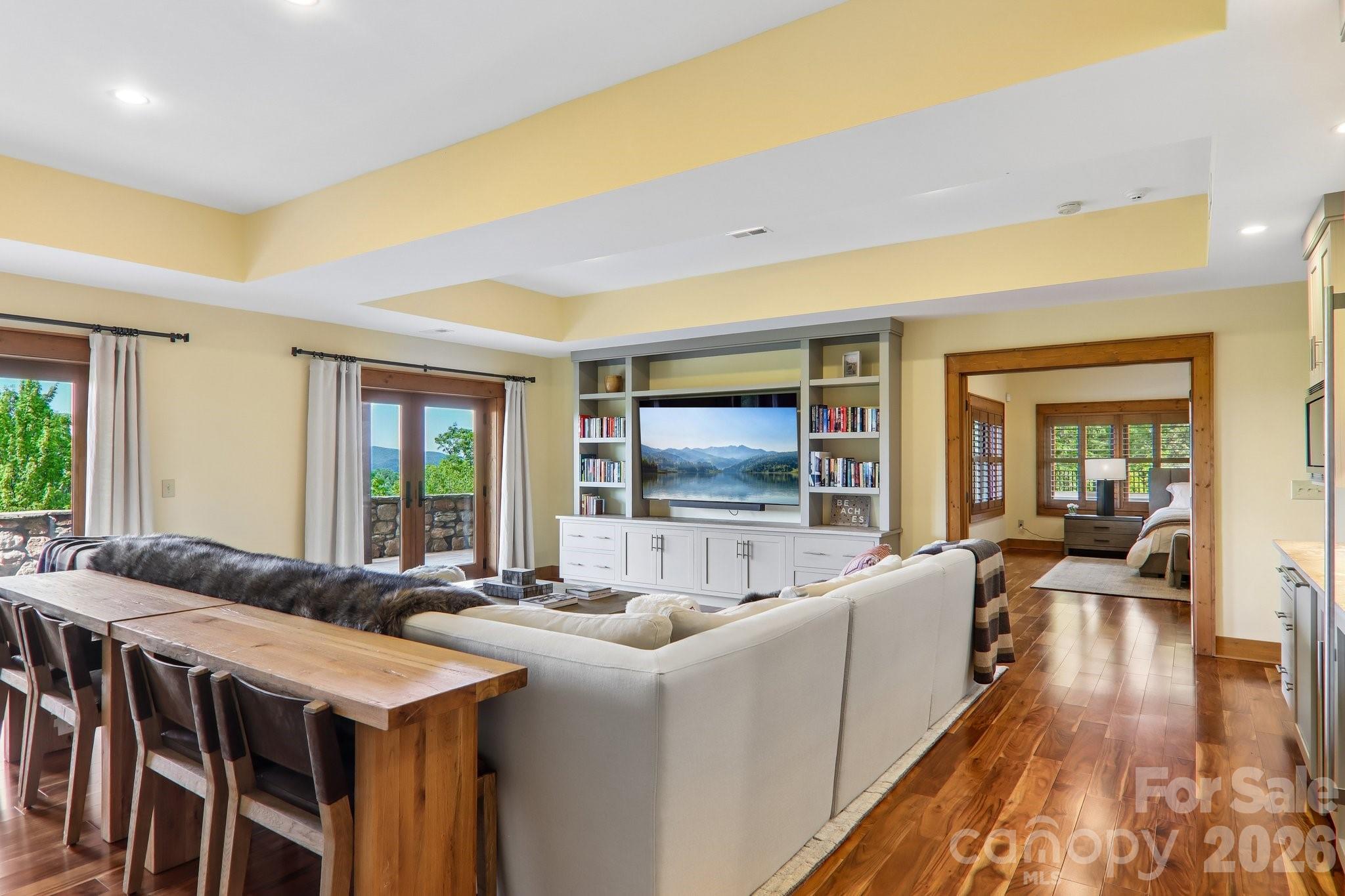 1072 Corsica Lane Saluda NC 28773