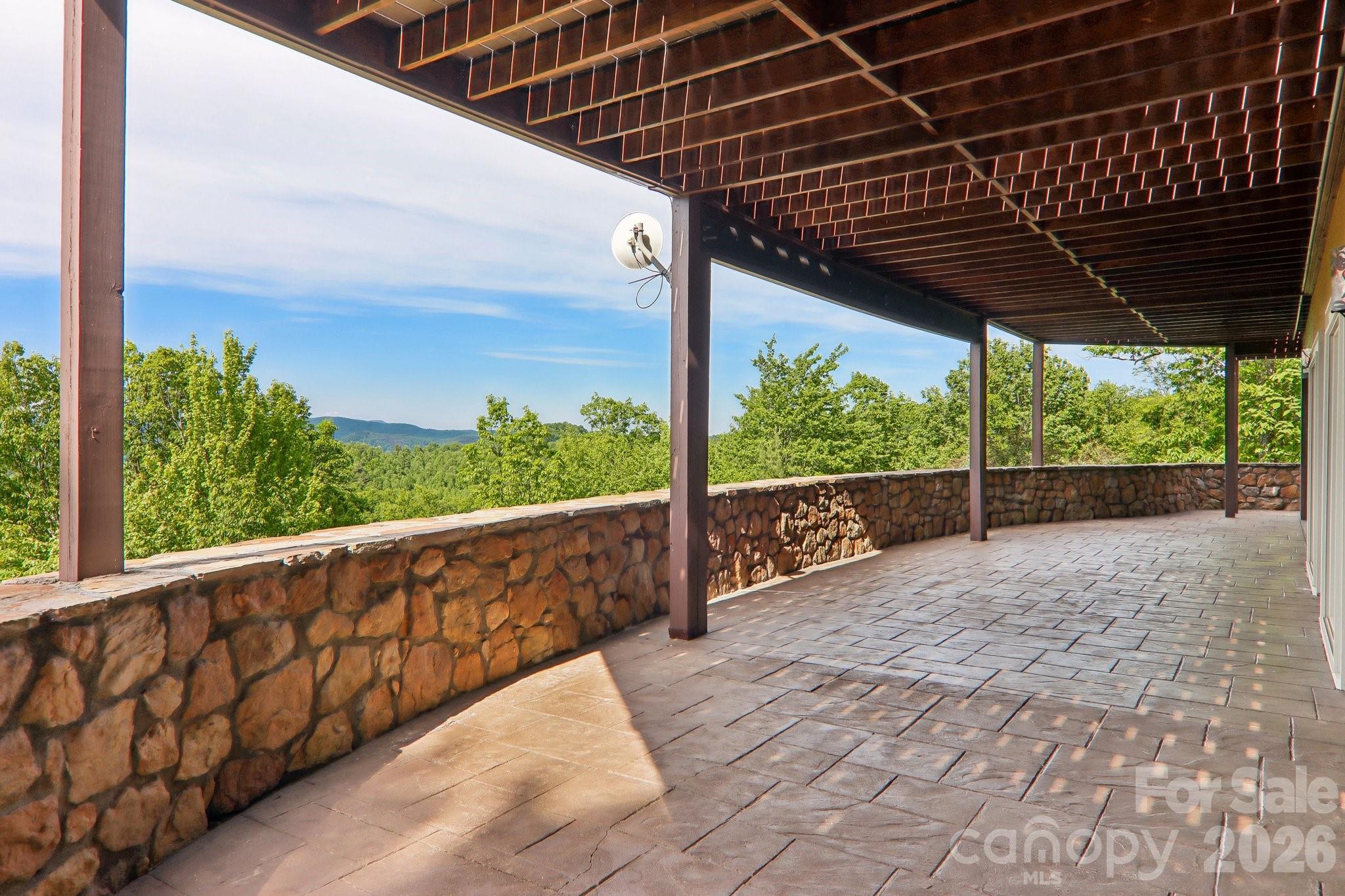 1072 Corsica Lane Saluda NC 28773