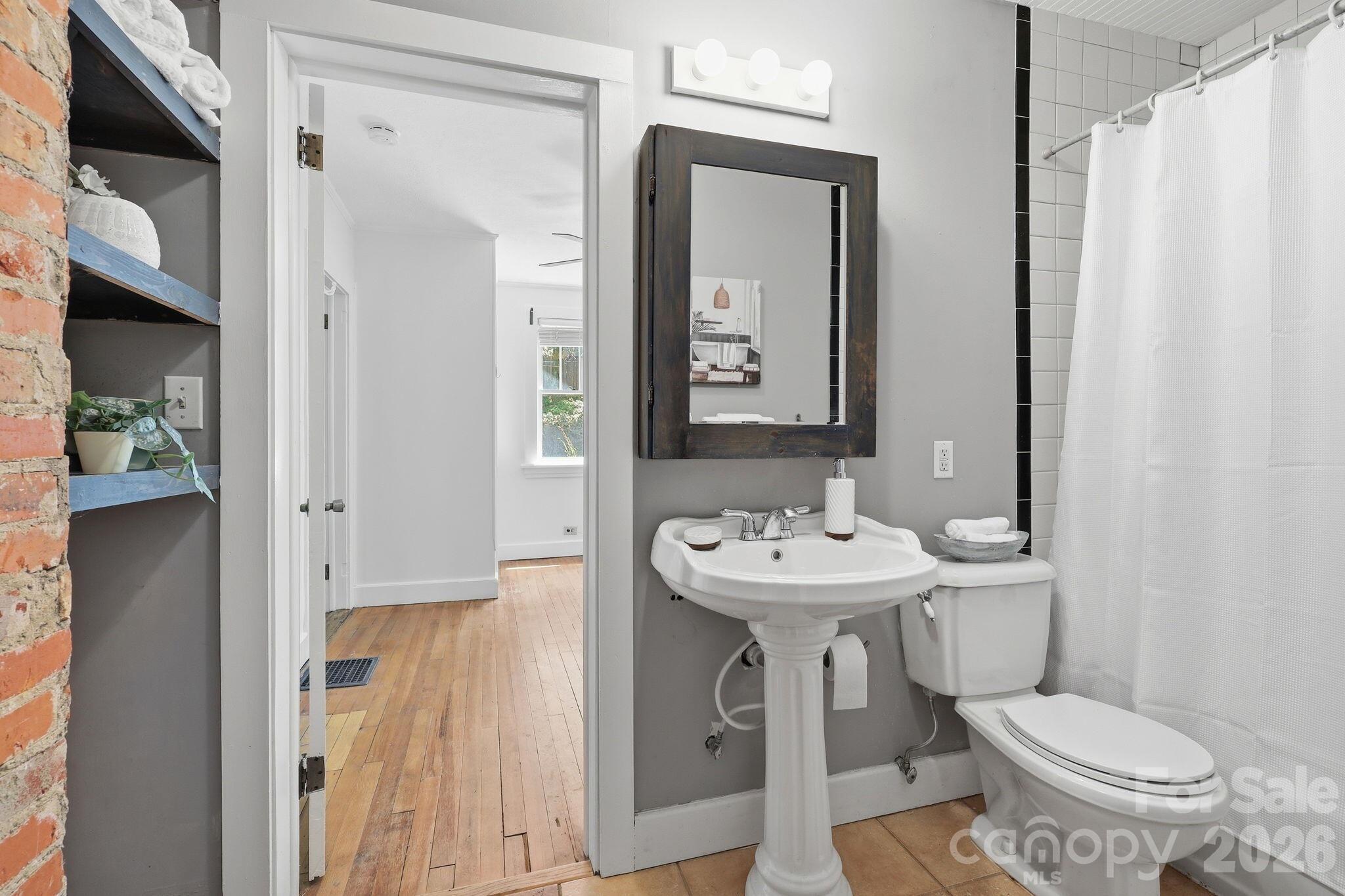 86 Annandale Avenue Asheville NC 28801