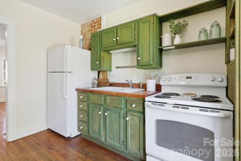 86 Annandale Avenue Asheville NC 28801