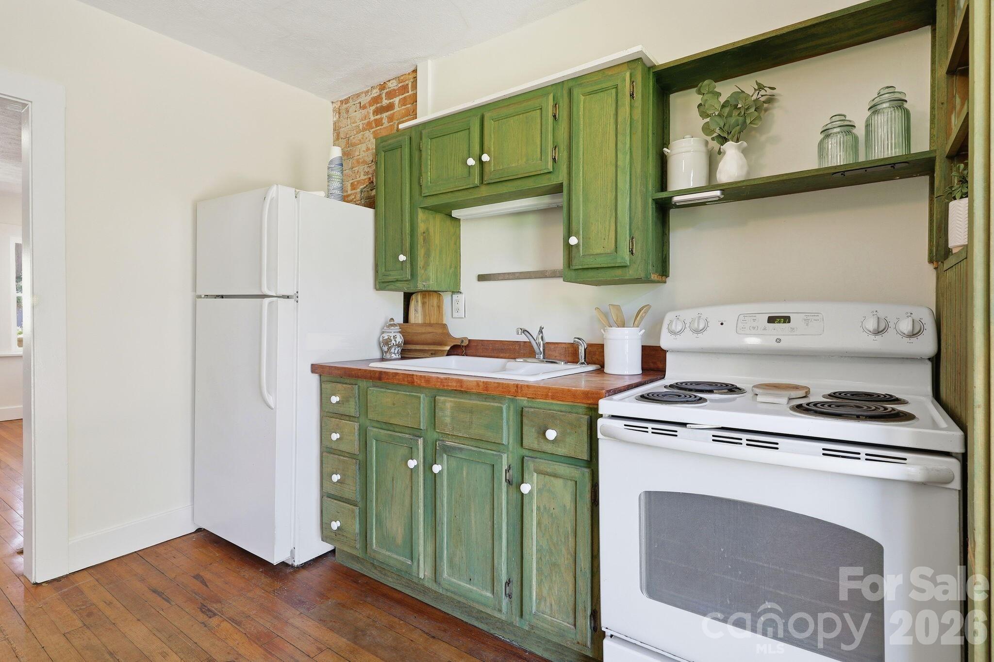 86 Annandale Avenue Asheville NC 28801