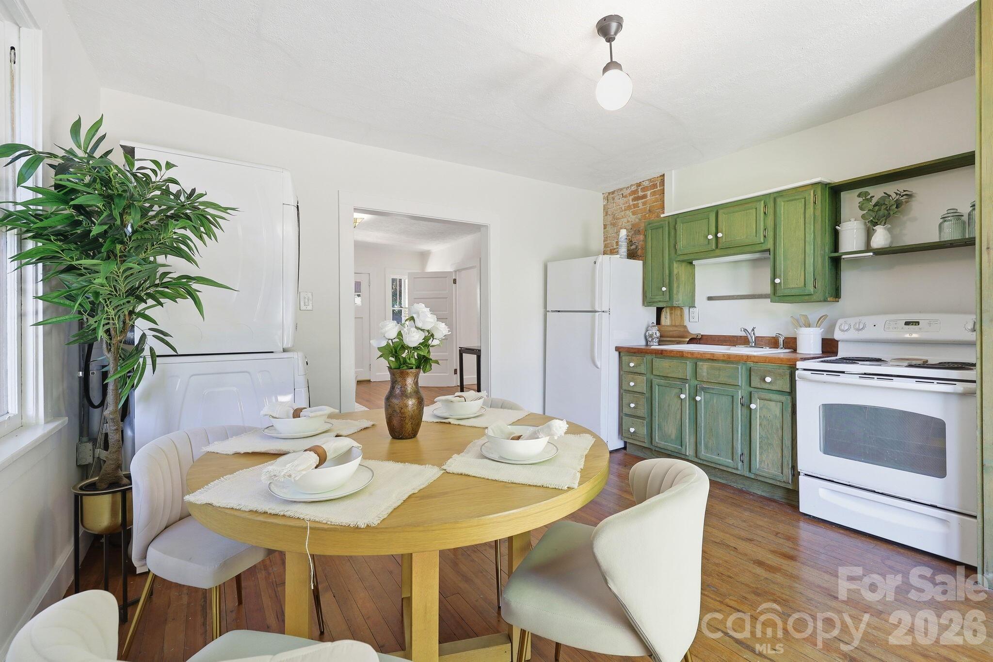 86 Annandale Avenue Asheville NC 28801