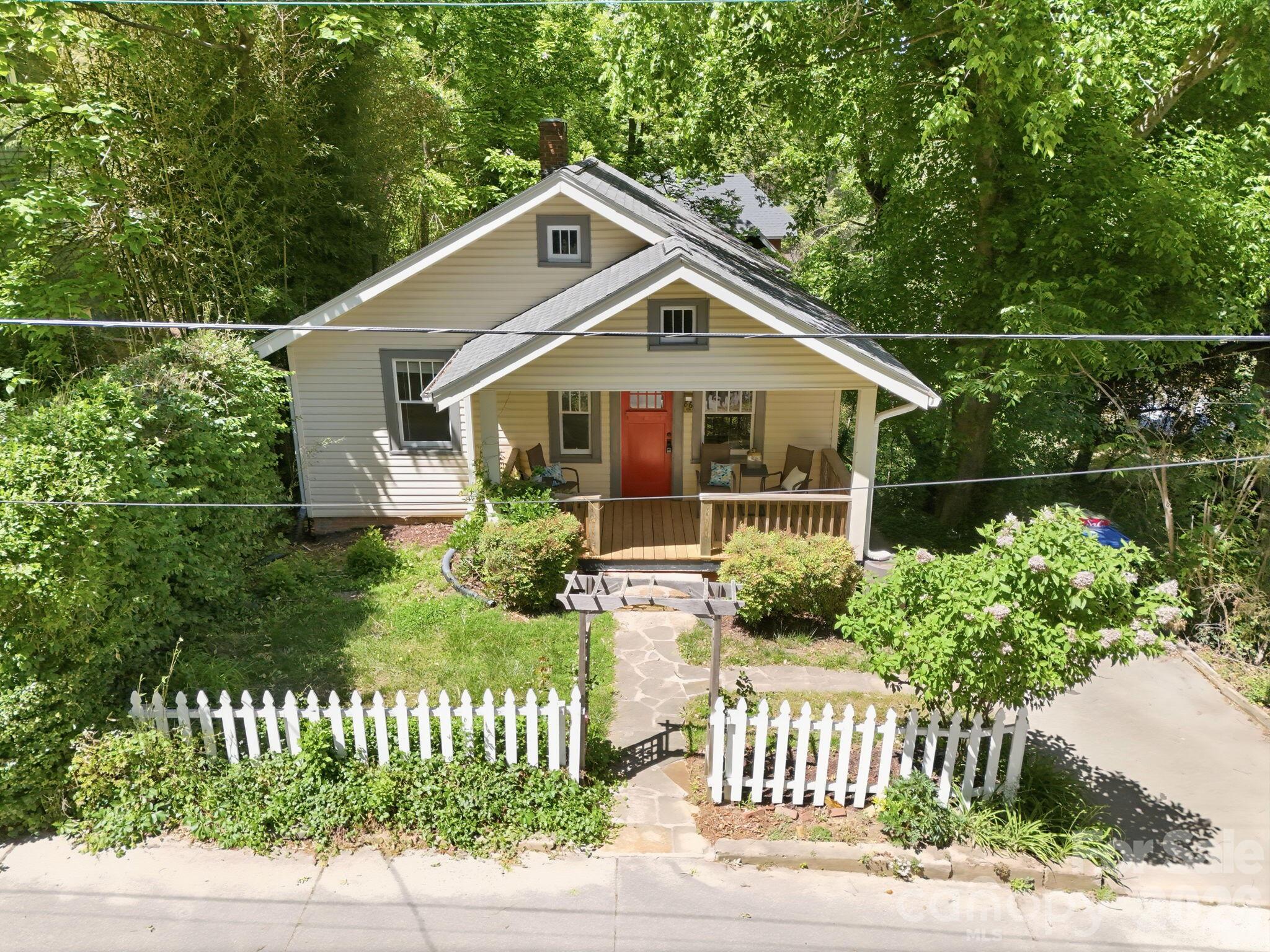 86 Annandale Avenue Asheville NC 28801
