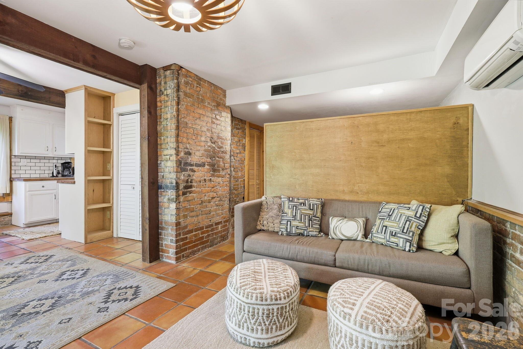 86 Annandale Avenue Asheville NC 28801