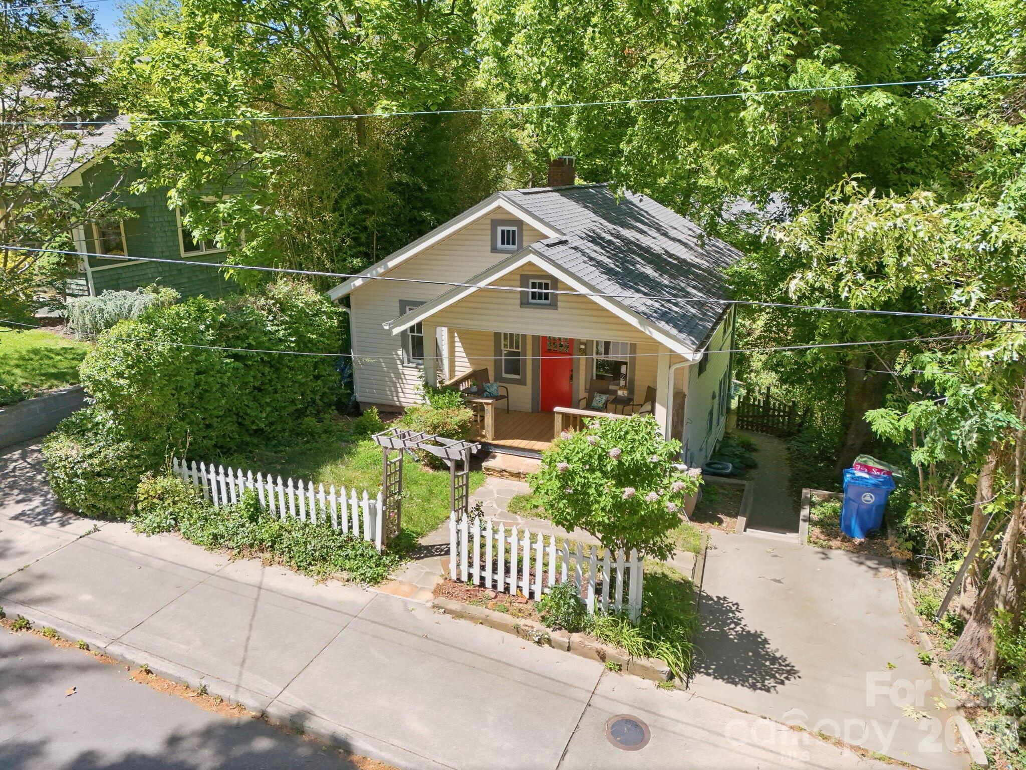 86 Annandale Avenue Asheville NC 28801