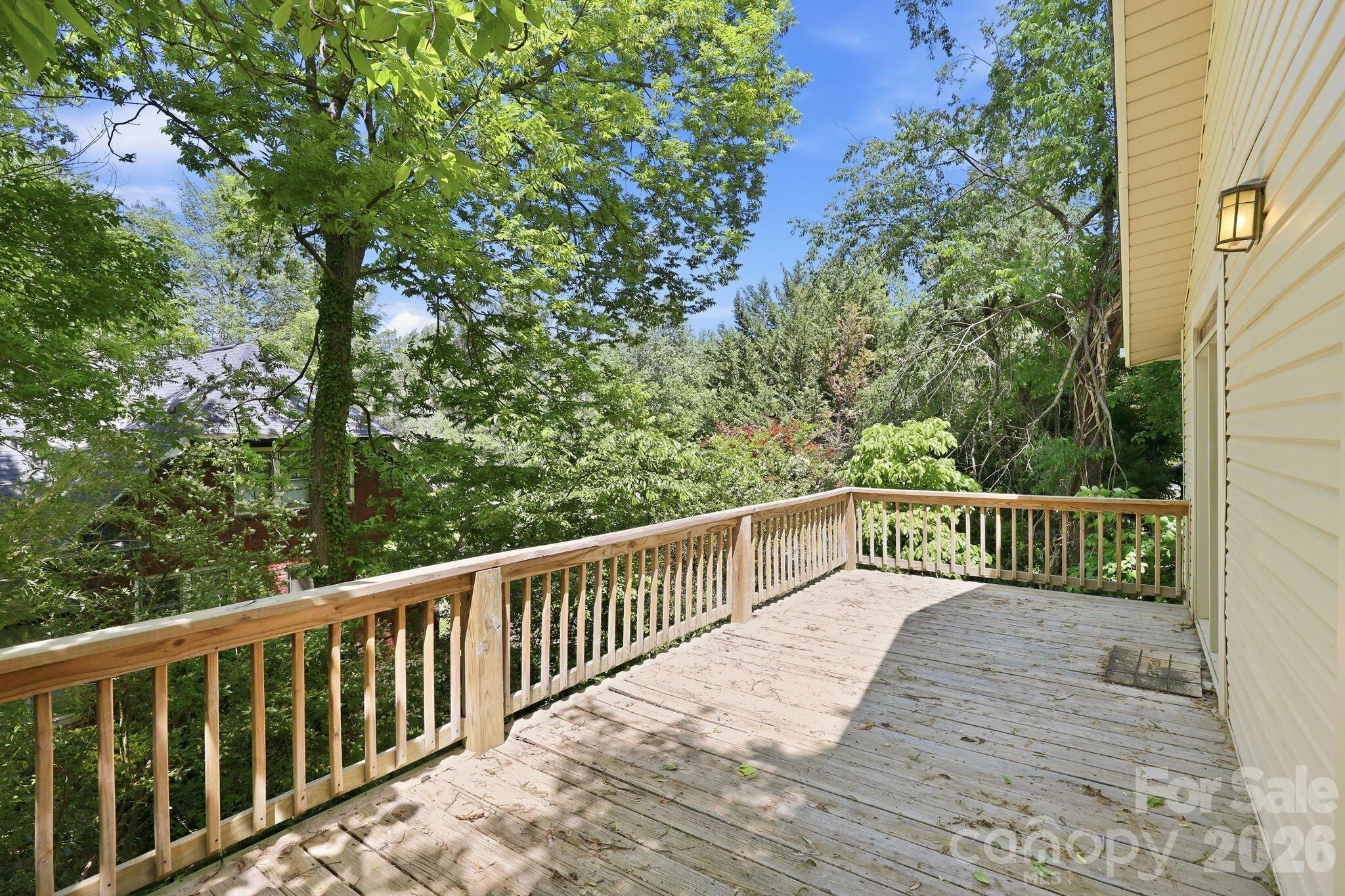 86 Annandale Avenue Asheville NC 28801