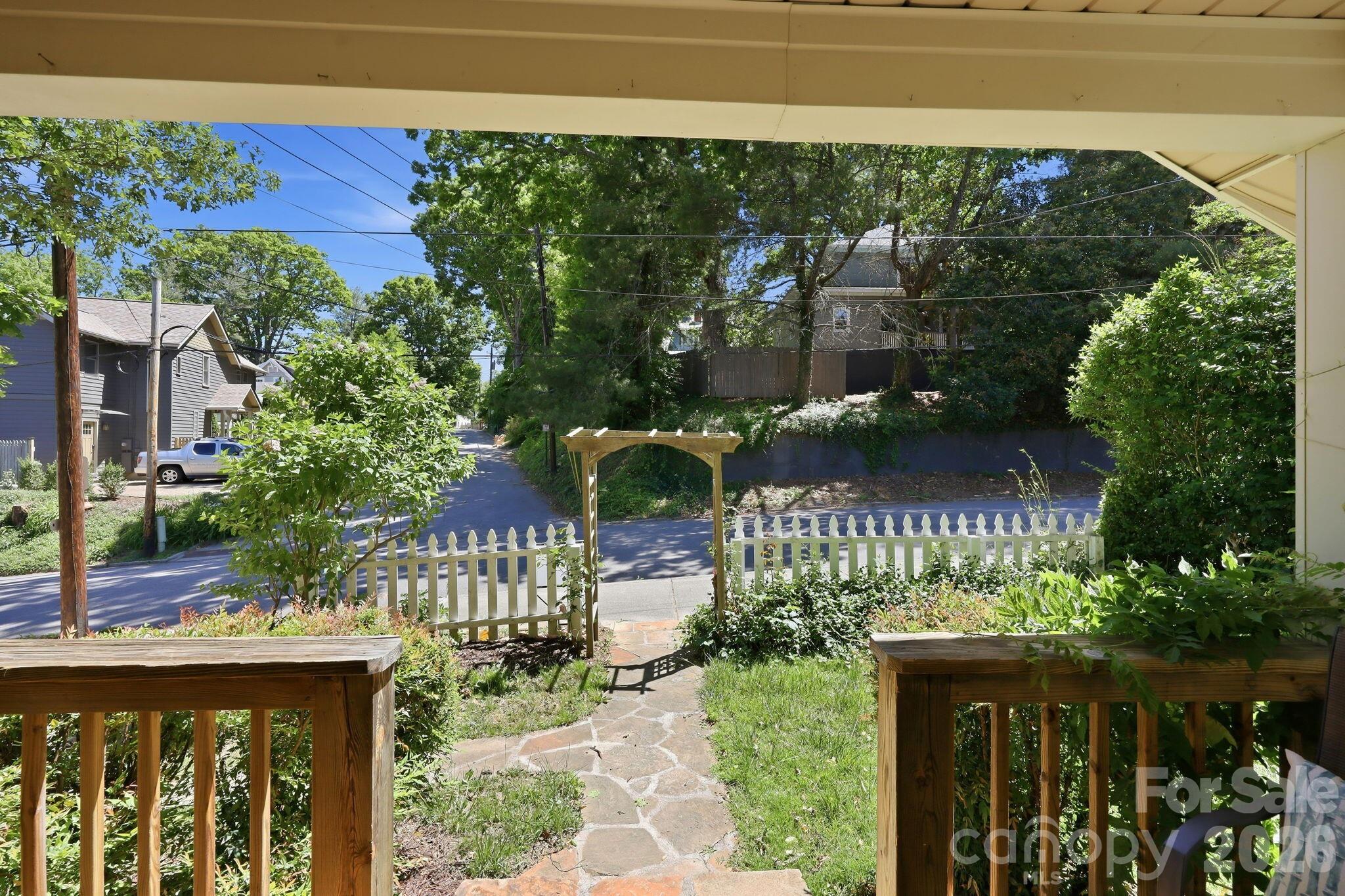 86 Annandale Avenue Asheville NC 28801