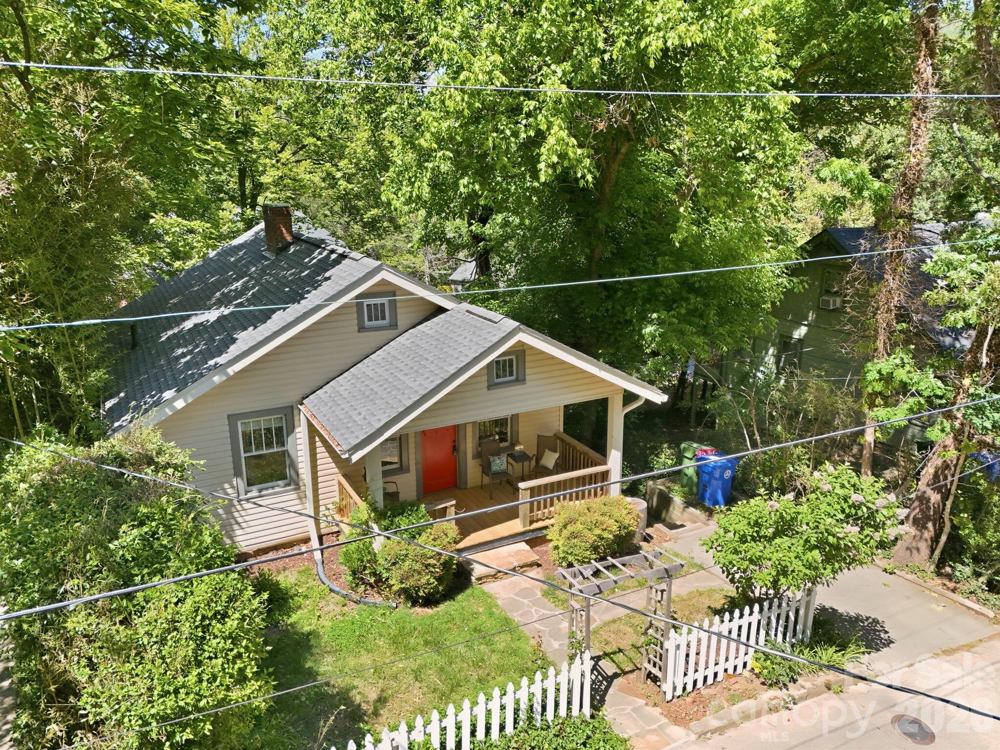 86 Annandale Avenue Asheville NC 28801