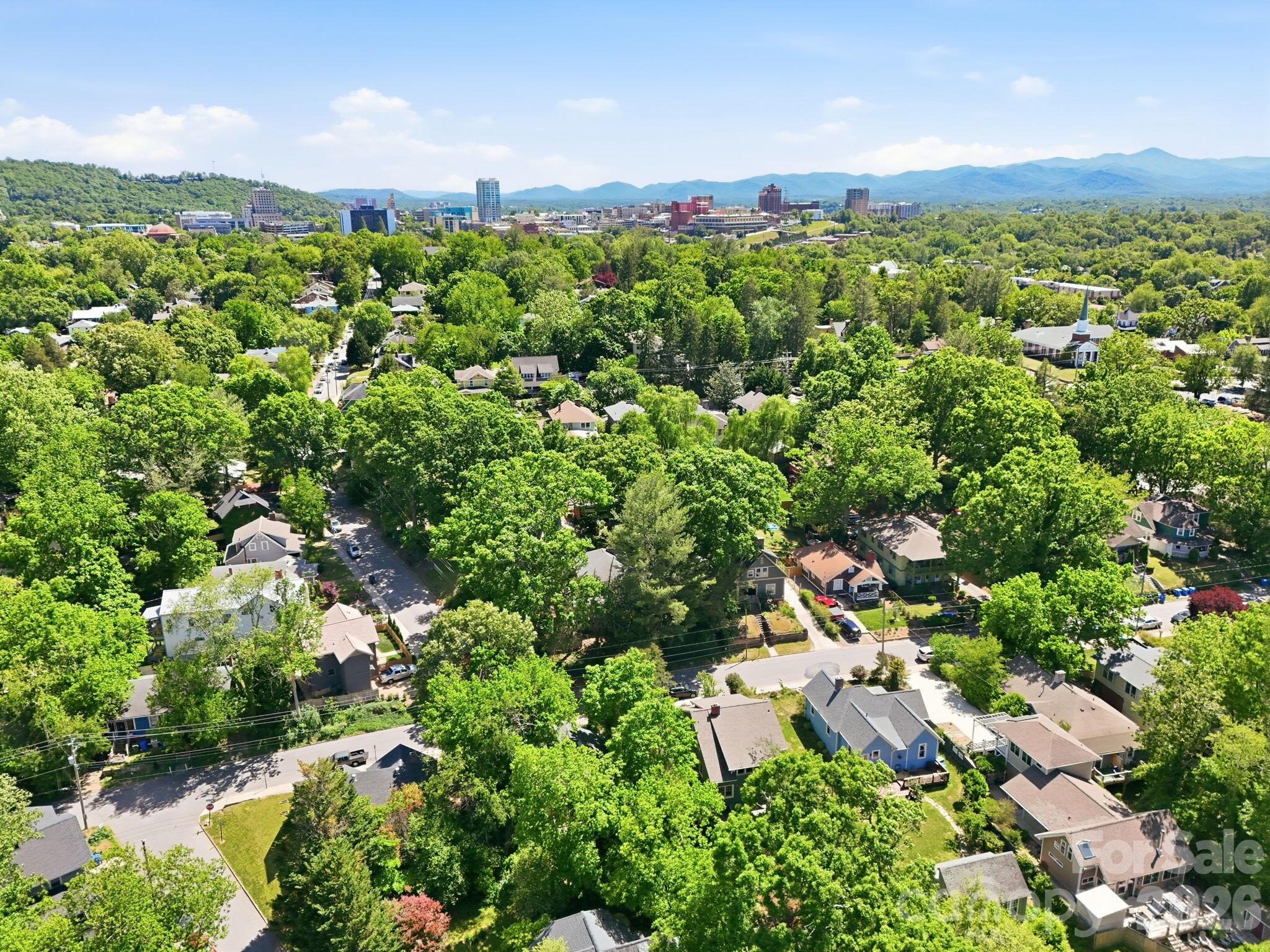 86 Annandale Avenue Asheville NC 28801