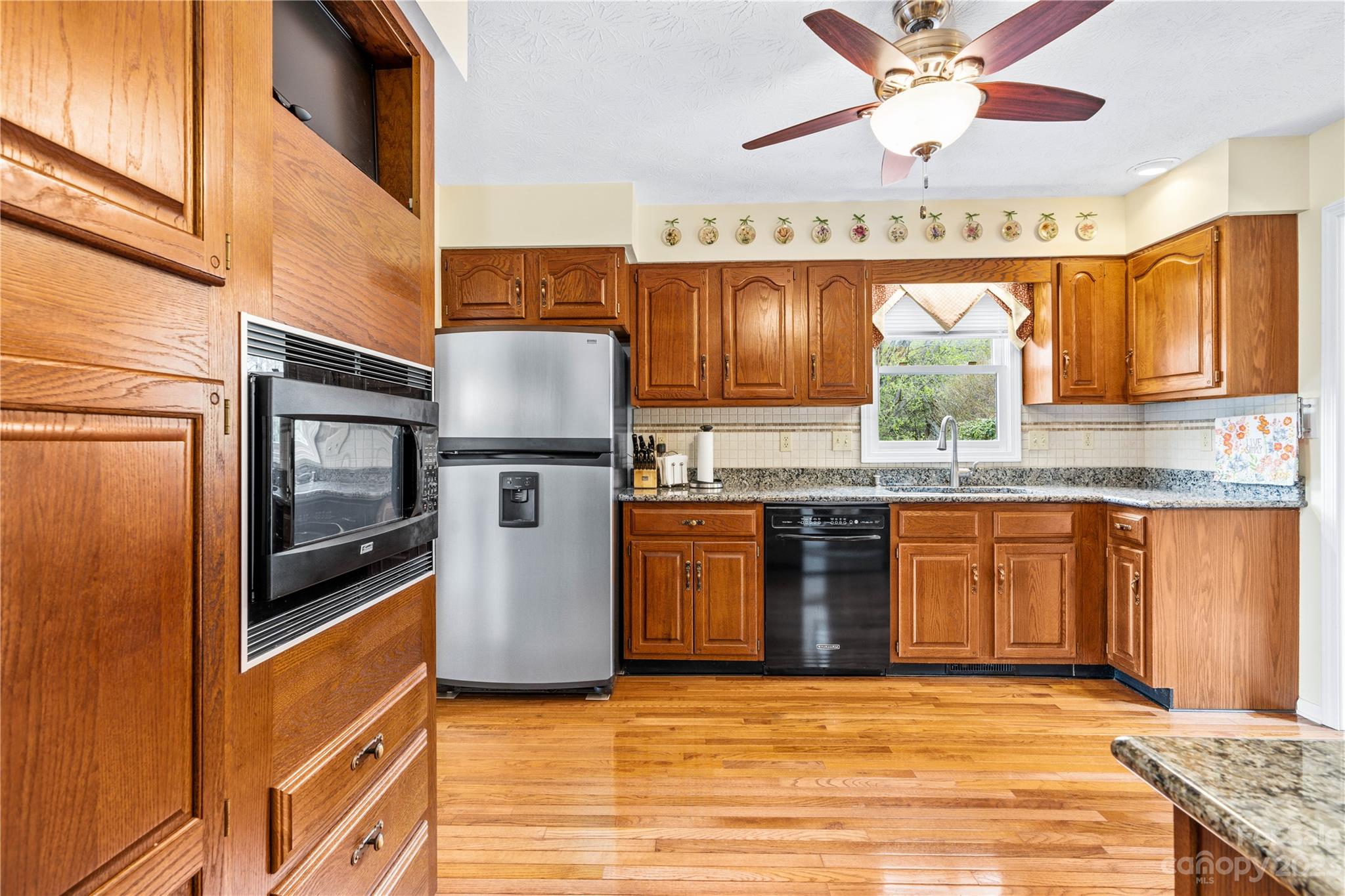 137 Reynolds School Road Asheville NC 28803