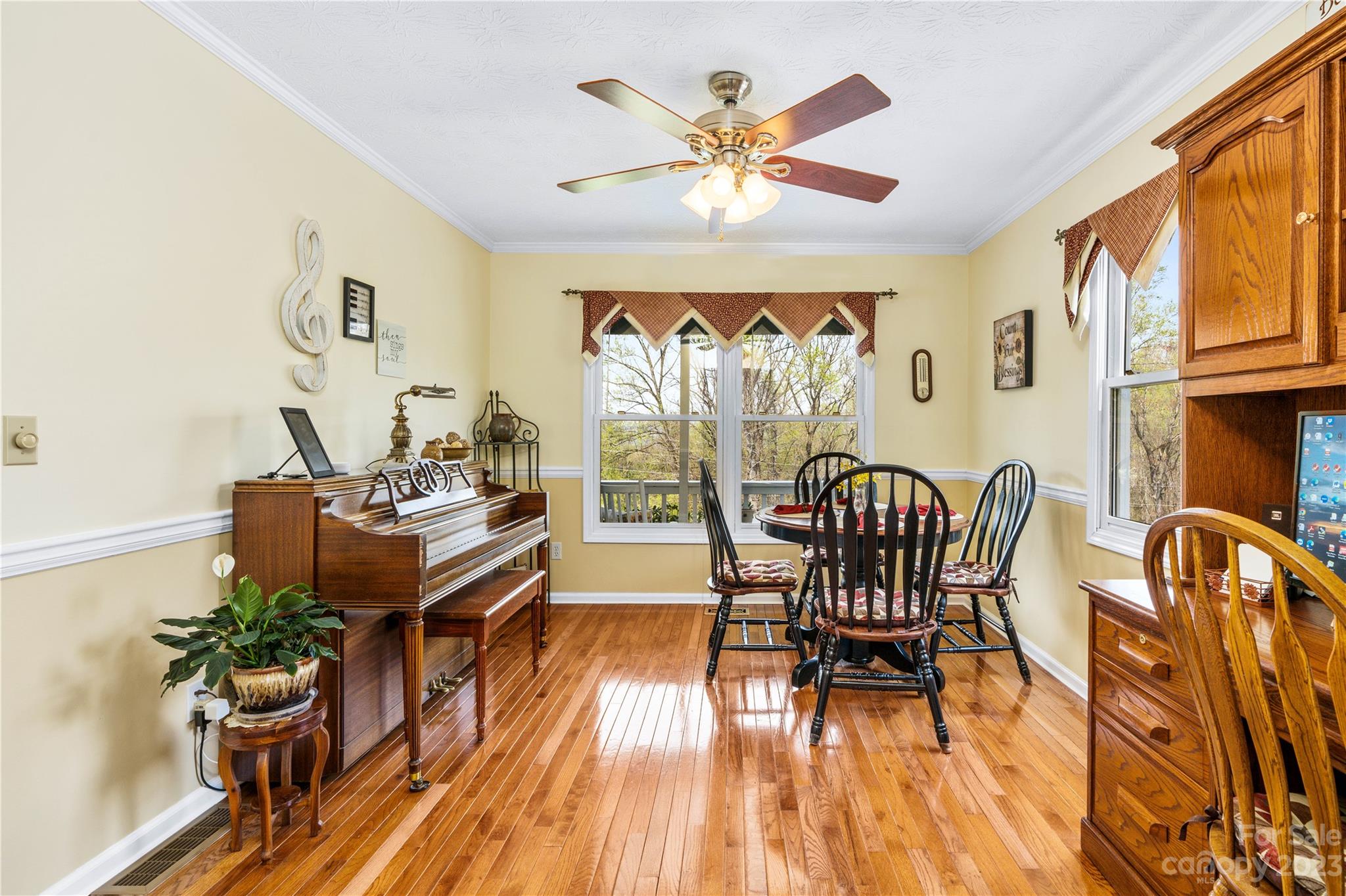 137 Reynolds School Road Asheville NC 28803