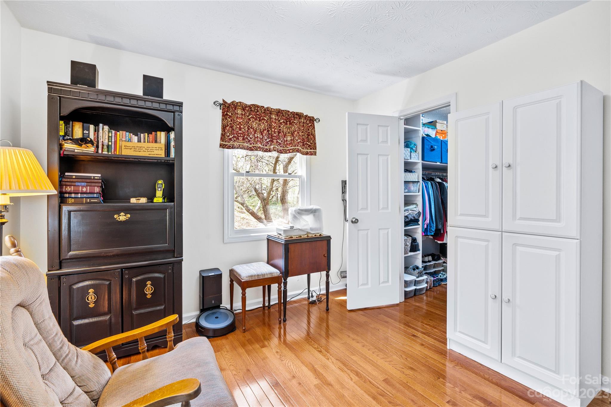 137 Reynolds School Road Asheville NC 28803