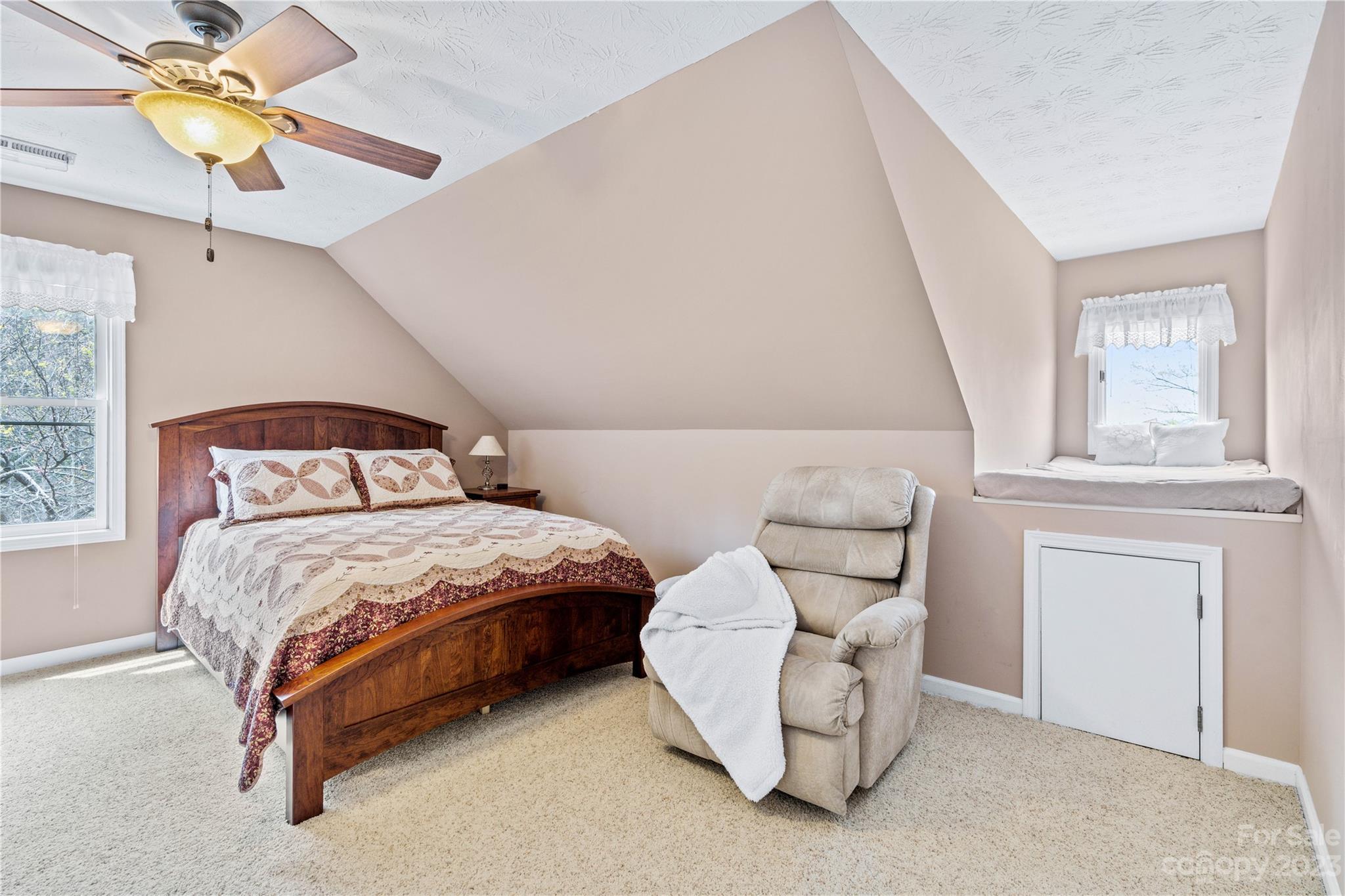 137 Reynolds School Road Asheville NC 28803