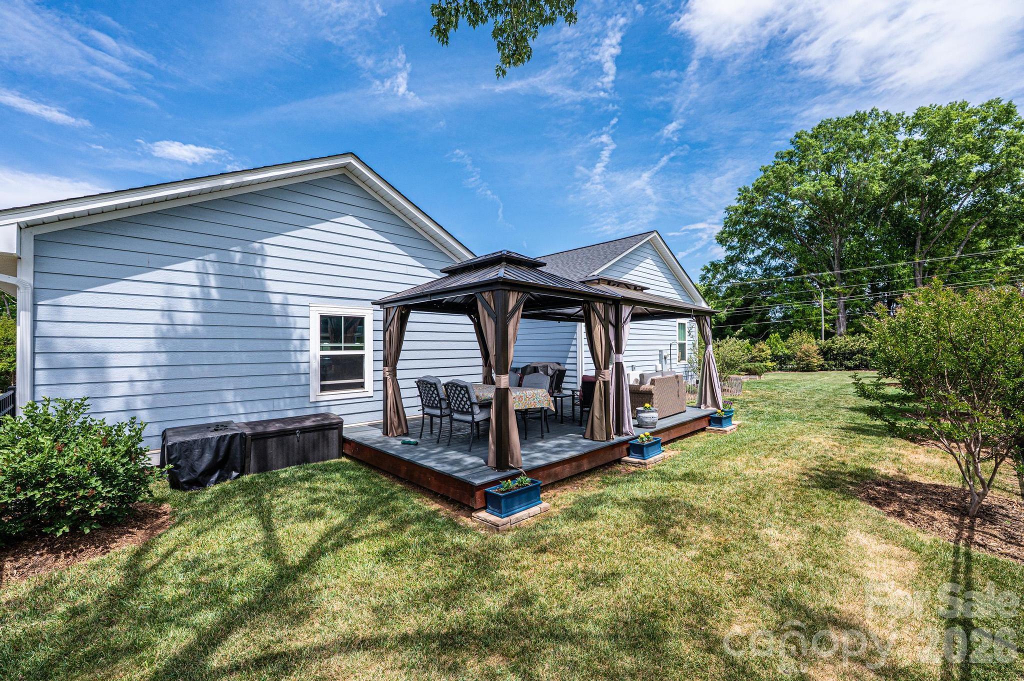 1092 33rd Avenue Loop NE Hickory NC 28601