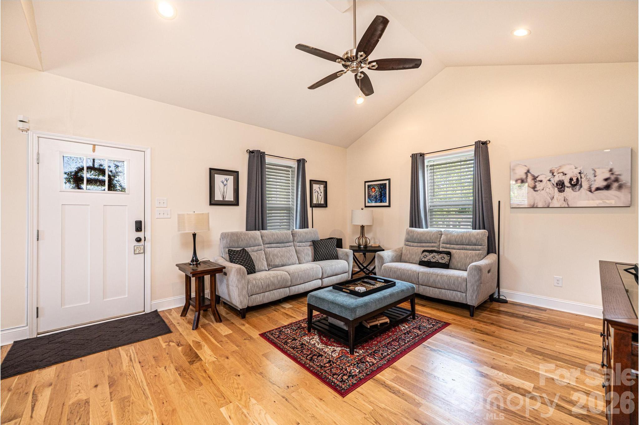 1092 33rd Avenue Loop NE Hickory NC 28601