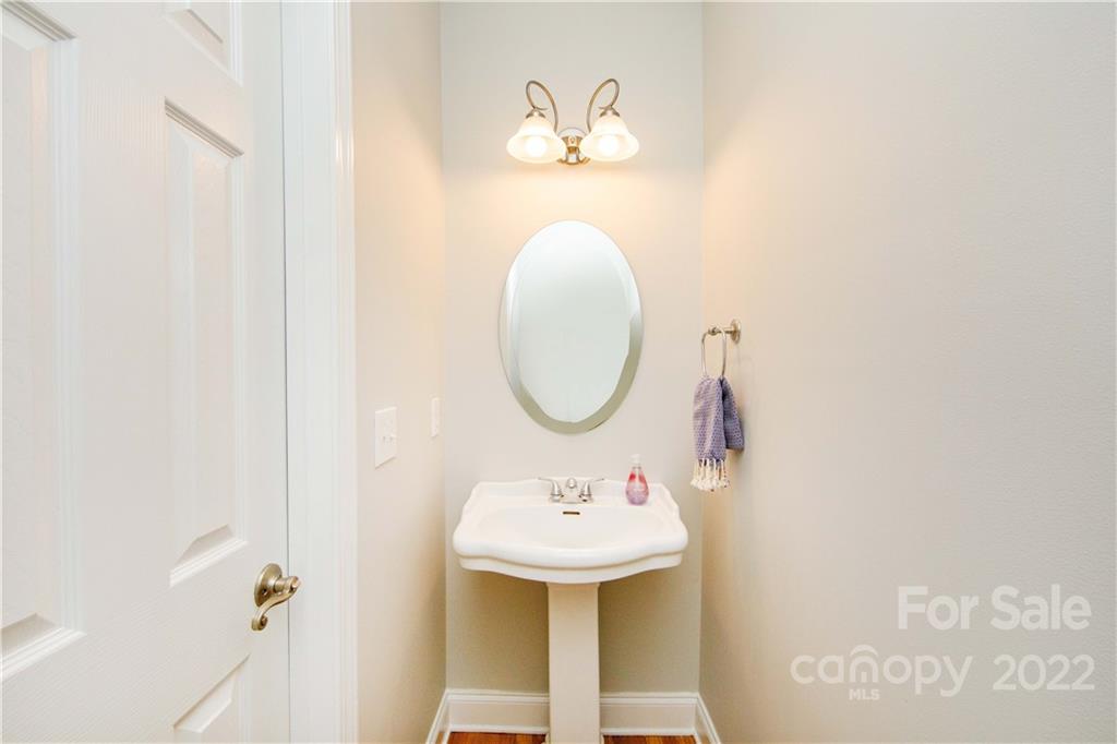 5514 Chalyce Lane Charlotte NC 28270