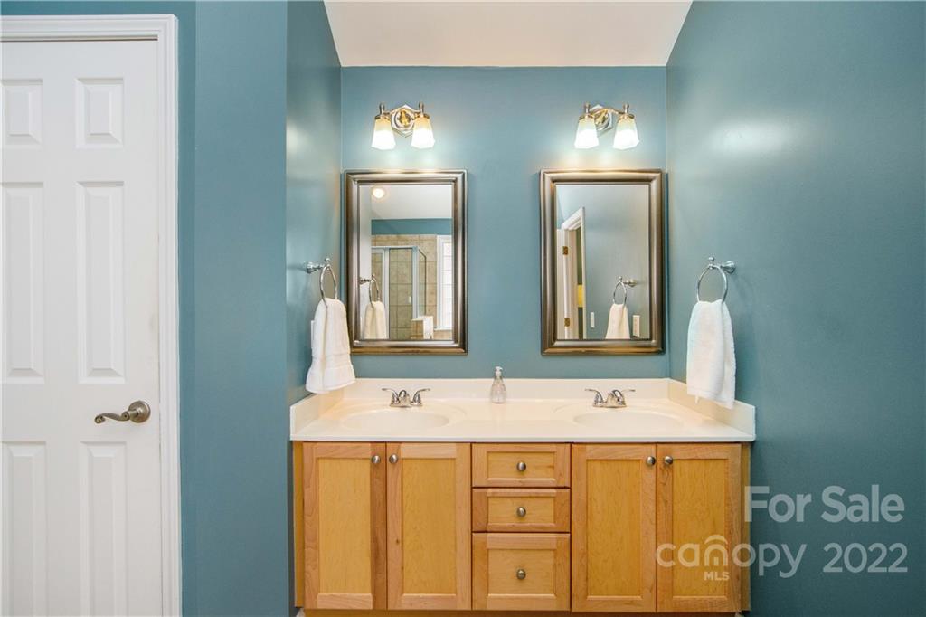 5514 Chalyce Lane Charlotte NC 28270