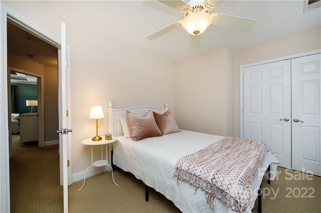 5514 Chalyce Lane Charlotte NC 28270