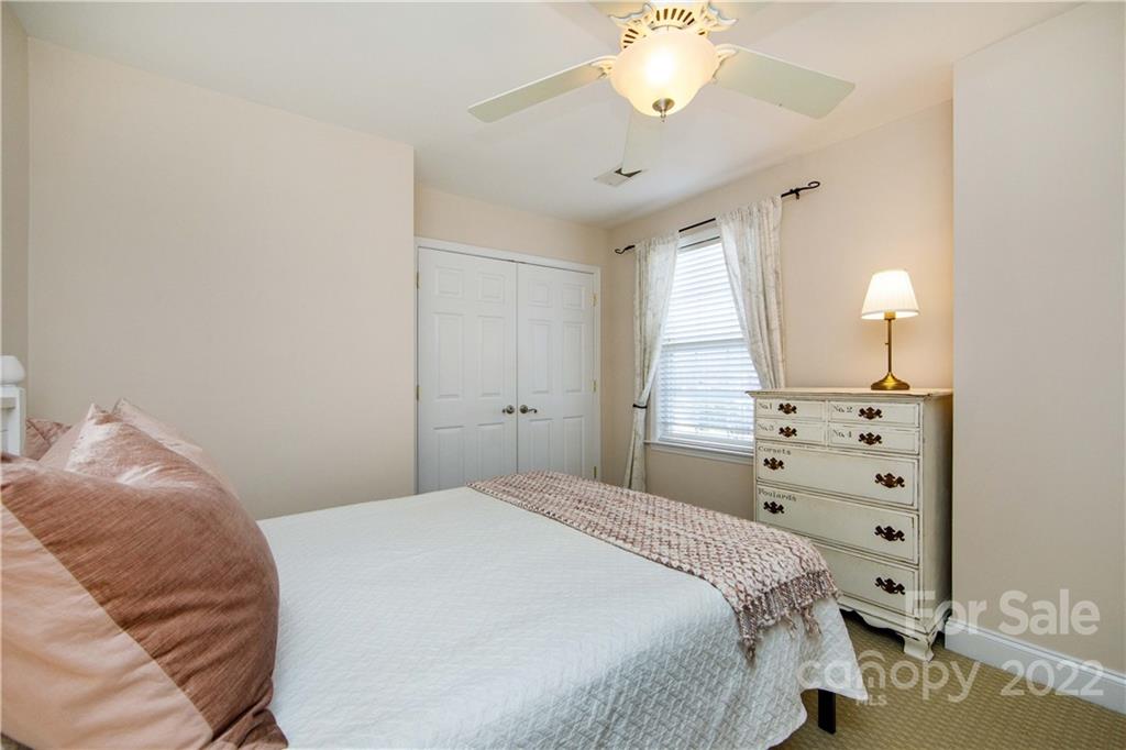5514 Chalyce Lane Charlotte NC 28270