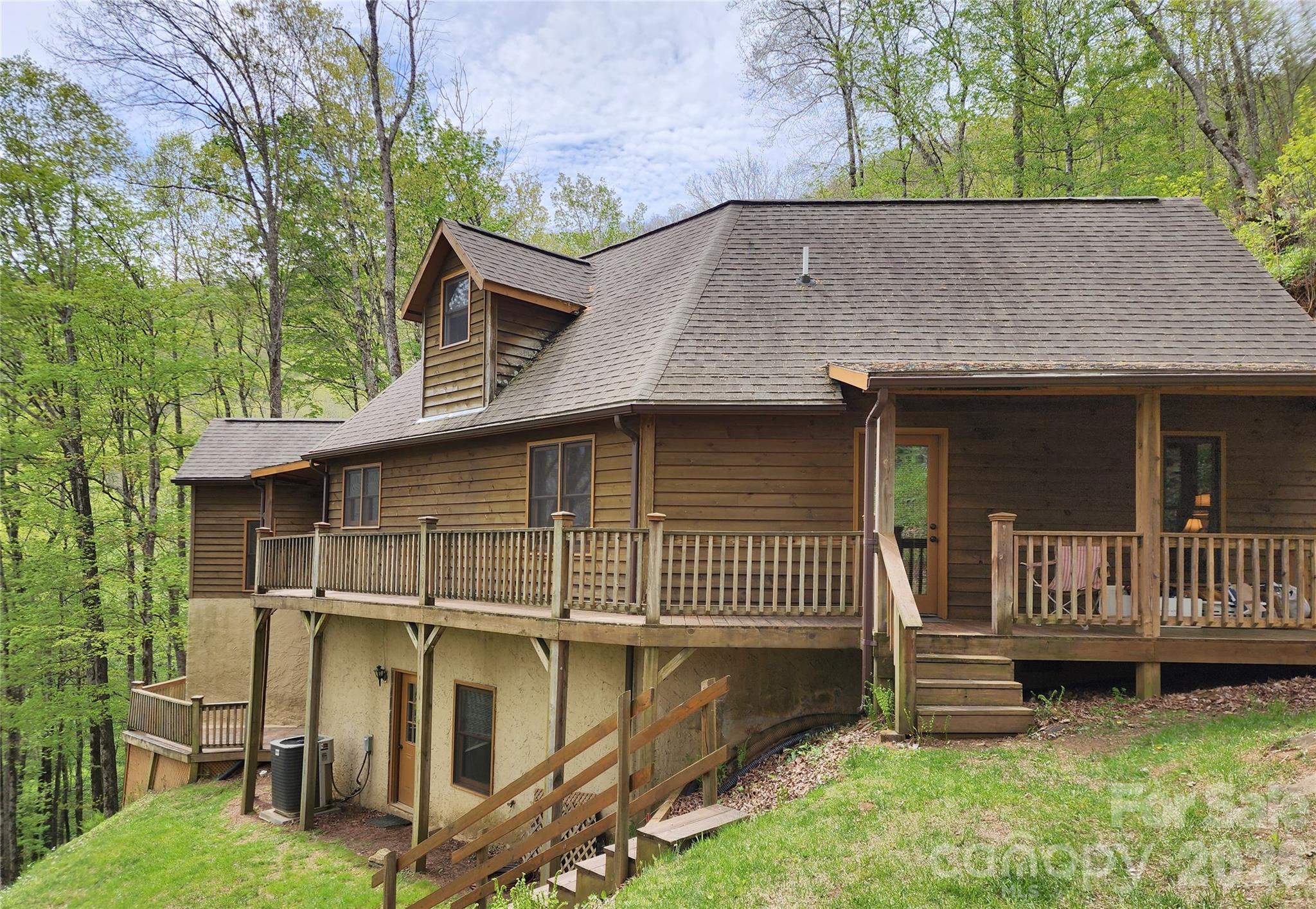 604 Croft View Drive Bakersville NC 28705