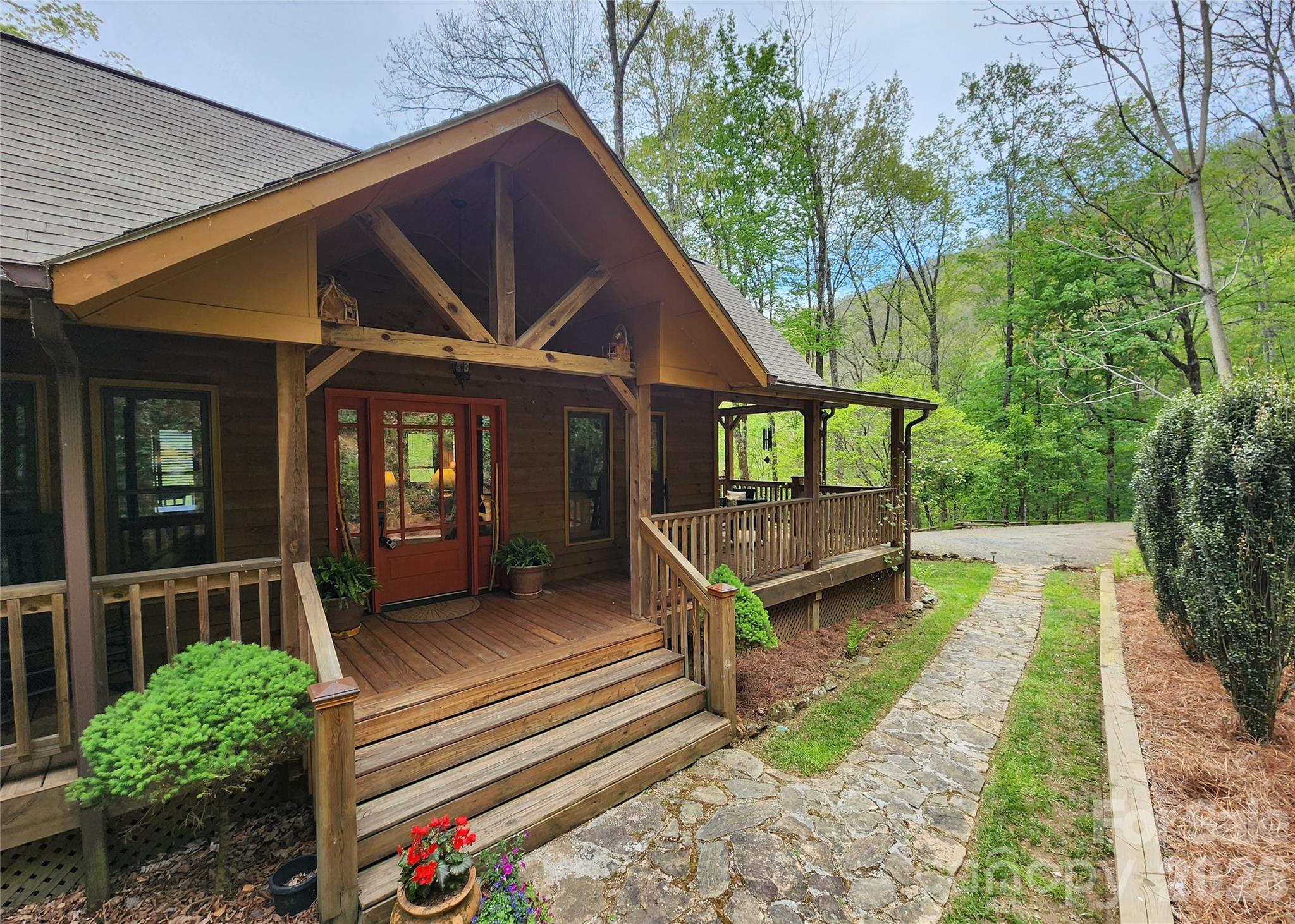 604 Croft View Drive Bakersville NC 28705